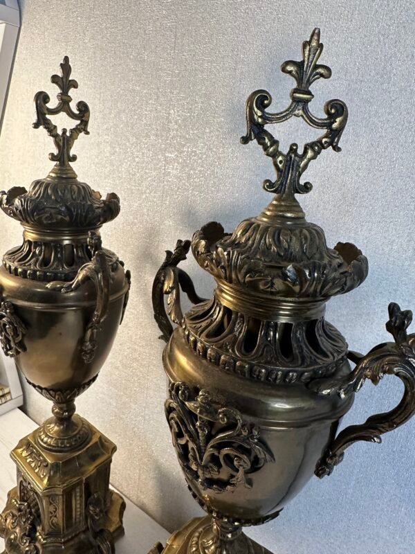 Magnificent -Antique French Lidded Vases - Bronze (circa.1850) - Image 15